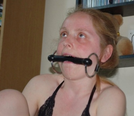 Ugly female is kept quiet with a variety of gags in pantyhose 89199958