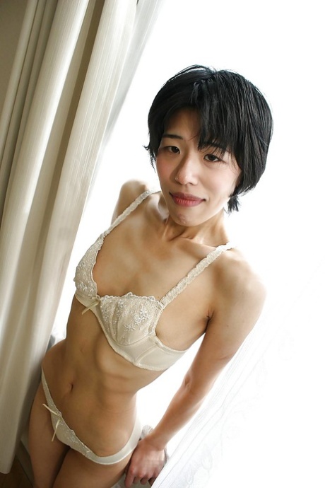 Asian Skinny Porn Pics & Nude Photos - NastyPornPics.com